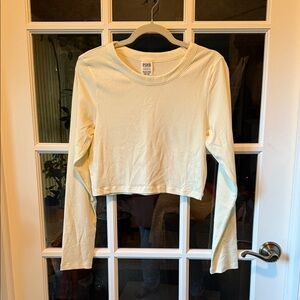 NWOT Victoria’s Secret Pink Women XL Cream Long Sleeve Crop Top